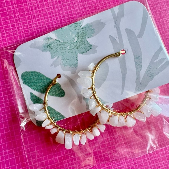 New Natural Brazilian Frosty Snow White Quartz Crystal Gold Tone Hoop Earrings - Picture 9 of 9